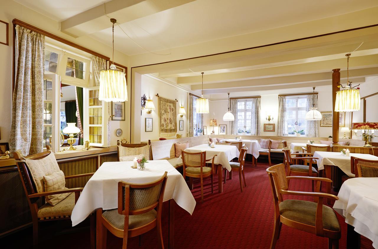 Hotel Gasthof Zu Den Linden Oberhundem Ngoại thất bức ảnh